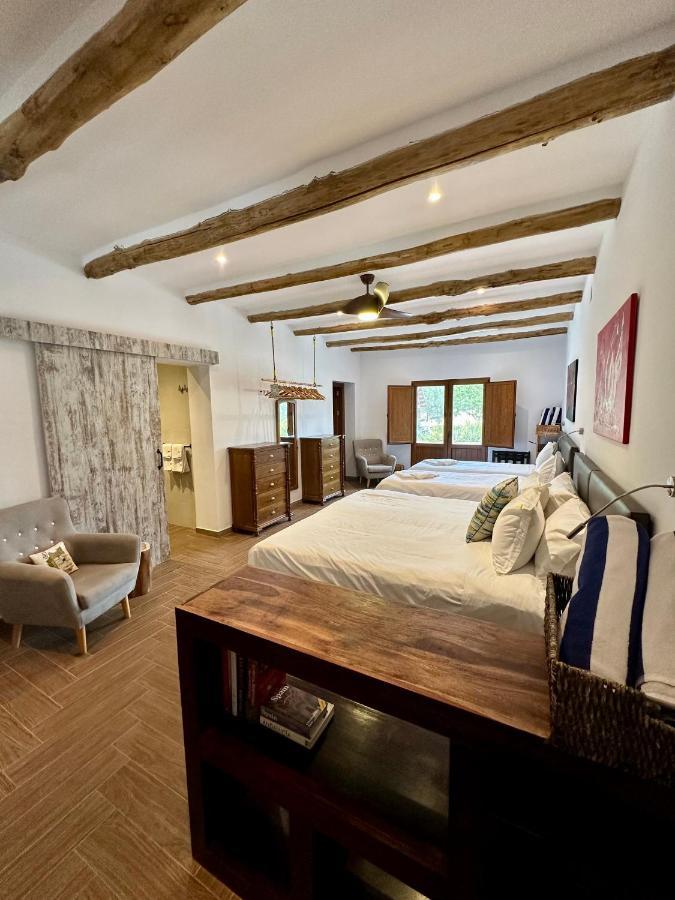 アルアマ・デ・グラナダ El Amparo Bed & Breakfast エクステリア 写真